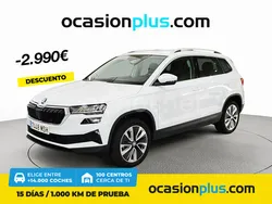 Blanco Usado 2024 Skoda Karoq Ambition SUV | 26.400 € (Caro)