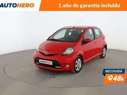 Rojo Usado 2014 Toyota Aygo City Utilitario | 7299 € (Buen precio)