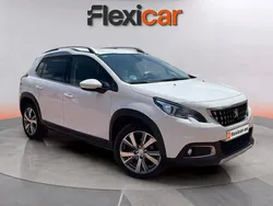 Blanco Usado 2019 Peugeot 2008 Allure SUV | 10.390 € (Buen precio)