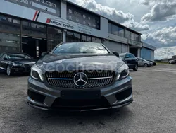 Gris / plata Usado 2014 Mercedes A180 AMG line Berlina | 16.500 € (Un poco caro)