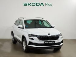 Blanco Usado 2025 Skoda Karoq Selection SUV | 27.900 € (Precio justo)