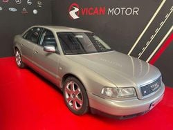 Beige Usado 2000 Audi S8 Berlina | 7900 €
