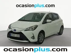 Blanco Usado 2017 Toyota Yaris Hybrid Active Utilitario | 10.500 € (Caro)