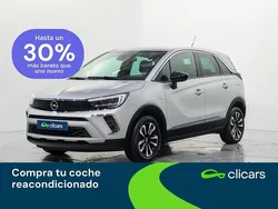 Gris / plata Usado 2024 Opel Crossland Elegance SUV | 14.990 € (Precio justo)
