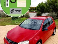 Rojo Usado 2007 VW Golf V Sportline Berlina | 4499 € (Precio justo)
