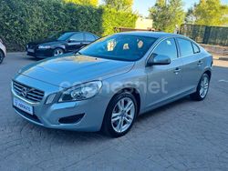 Gris / plata Usado 2010 Volvo S60 Summum Berlina | 9600 €