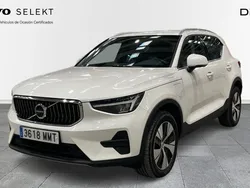 Blanco Usado 2024 Volvo XC40 Core SUV | 38.900 € (Un poco caro)