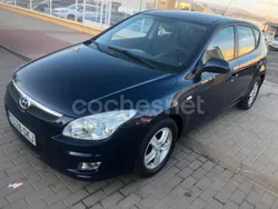 Azul Usado 2009 Hyundai i30 Style Berlina | 3899 € (Precio justo)