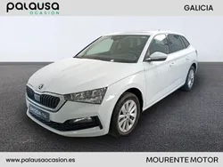 Blanco Usado 2023 Skoda Scala Ambition Utilitario | 17.500 € (Precio justo)