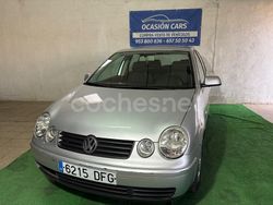 Gris / plata Usado 2005 VW Polo Highline Berlina | 3999 € (Precio justo)