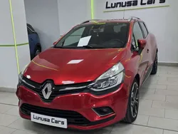 Rojo Usado 2017 Renault Clio GrandTour Zen Familiar | 9990 € (Precio justo)