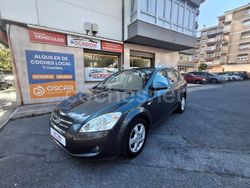 Gris / plata Usado 2008 Kia Ceed Active Berlina | 3900 €