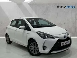 Blanco Usado 2020 Toyota Yaris Hybrid Active Utilitario | 16.700 € (Precio justo)