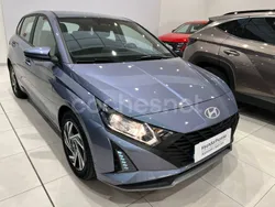 Azul Usado 2024 Hyundai i20 Berlina | 19.490 € (Caro)