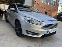 Plateado Usado 2015 Ford Focus Sport Utilitario | 7800 € (Precio justo)