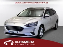 Gris / plata Usado 2020 Ford Focus Trend Familiar | 16.340 € (Precio justo)