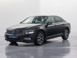 Usado 2021 VW Passat Executive | 22.490 € (Precio justo)