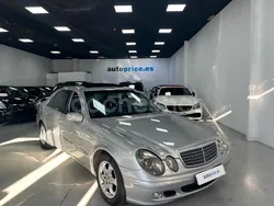 Gris / plata Usado 2004 Mercedes E320 Classic Familiar | 3500 € (Un poco caro)