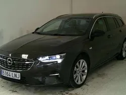 Gris Usado 2021 Opel Insignia Business Elegance Familiar | 13.600 € (Buen precio)