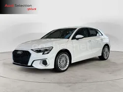 Blanco Usado 2023 Audi A3 Sportback Advanced Plus Berlina | 29.800 € (Precio justo)