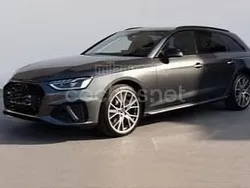 Gris / plata Usado 2020 Audi A4 S-Line Familiar | 24.900 € (Un poco caro)