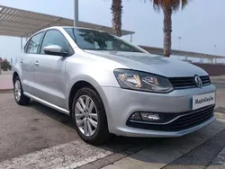 Gris Usado 2015 VW Polo Utilitario | 9790 € (Precio justo)