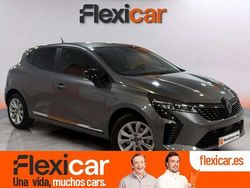 Gris Usado 2025 Renault Clio V Evolution Utilitario | 17.990 € (Precio justo)