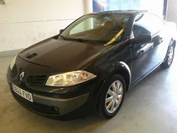 Negro Usado 2007 Renault Mégane Cabriolet Dynamique Descapotable | 2390 € (Super precio)