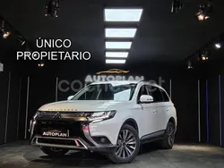 Blanco Usado 2019 Mitsubishi Outlander Motion SUV | 19.790 € (Precio justo)
