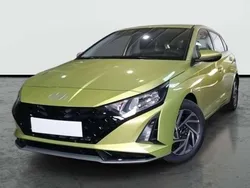 Verde Usado 2024 Hyundai i20 Berlina | 15.990 € (Buen precio)