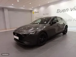 Gris Nuevo 2025 Mazda 3 Nagisa Berlina | 33.450 € (Un poco caro)