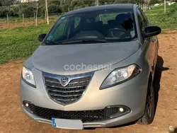 Beige Usado 2012 Lancia Ypsilon Platinum Utilitario | 6500 € (Precio justo)