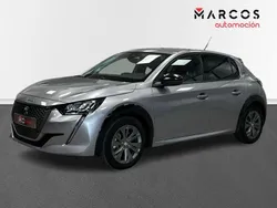 Gris Usado 2023 Peugeot e-208 Allure Utilitario | 16.550 € (Super precio)