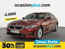 Rojo Usado 2022 BMW 318 Berlina | 29.790 € (Buen precio)