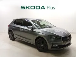 Gris / plata Usado 2024 Skoda Fabia Berlina | 18.900 € (Precio justo)