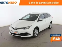 Blanco Usado 2015 Toyota Auris Business Edition Familiar | 12.999 € (Precio justo)