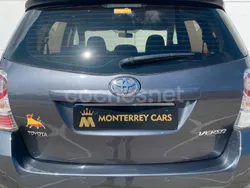 Gris / plata Usado 2010 Toyota Verso Advance Monovolumen | 7900 € (Precio justo)