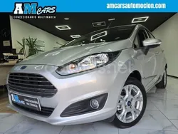 Gris / plata Usado 2015 Ford Fiesta Titanium Utilitario | 7490 € (Precio justo)