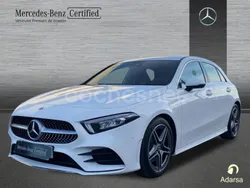 Blanco polar Usado 2022 Mercedes A180 AMG line Berlina | 32.900 € (Precio justo)