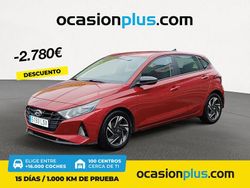 Rojo Usado 2021 Hyundai i20 Berlina | 11.790 € (Precio justo)