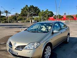 Beige Usado 2002 Nissan Primera Visia Berlina | 3200 €