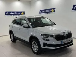 Blanco Usado 2024 Skoda Karoq Selection SUV | 25.900 € (Caro)