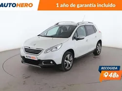 Blanco Usado 2015 Peugeot 2008 Allure SUV | 10.399 € (Precio justo)