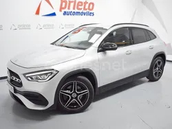 Gris / plata Usado 2021 Mercedes GLA200 SUV | 30.900 € (Precio justo)