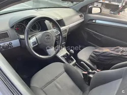 Azul Usado 2007 Opel Astra GTC Sport Berlina | 3200 € (Buen precio)