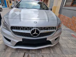 Gris / plata Usado 2015 Mercedes CLA220 Shooting Brake AMG line Familiar | 14.500 € (Super precio)