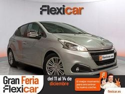 Gris Usado 2018 Peugeot 208 Signature Sky Utilitario | 7980 € (Precio justo)