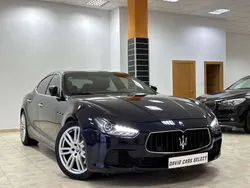 Azul Usado 2017 Maserati Ghibli Coupe | 29.995 € (Un poco caro)