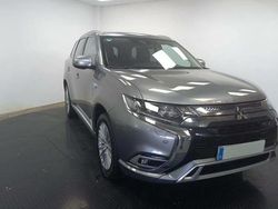 Usado 2019 Mitsubishi Outlander Edition SUV | 20.390 €