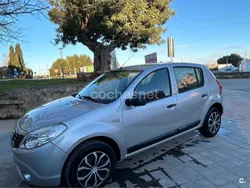 Gris / plata Usado 2010 Dacia Sandero Base Utilitario | 4199 € (Precio justo)